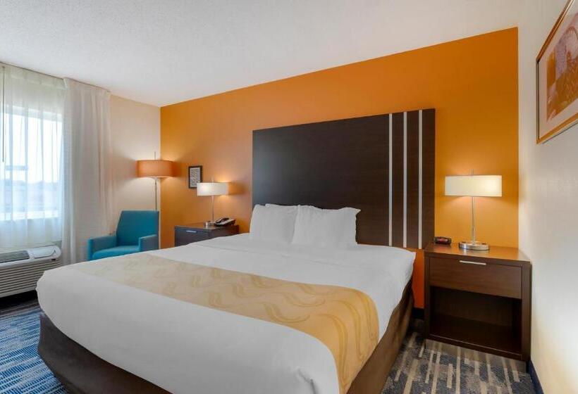 Отель Quality Inn & Suites Keokuk North