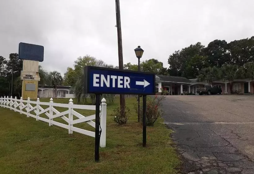 ユースホステル Lake Marion Inn