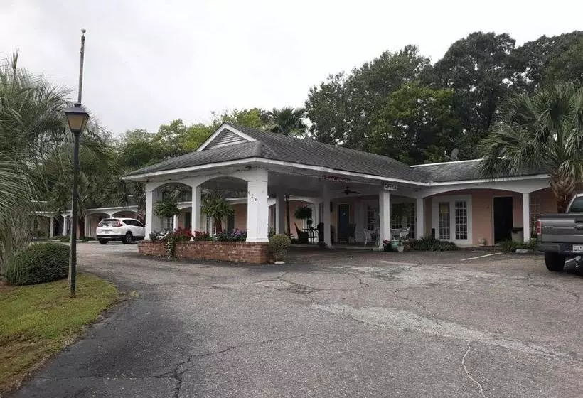 ユースホステル Lake Marion Inn