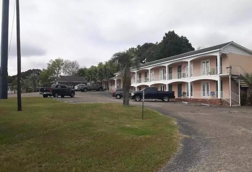 ユースホステル Lake Marion Inn