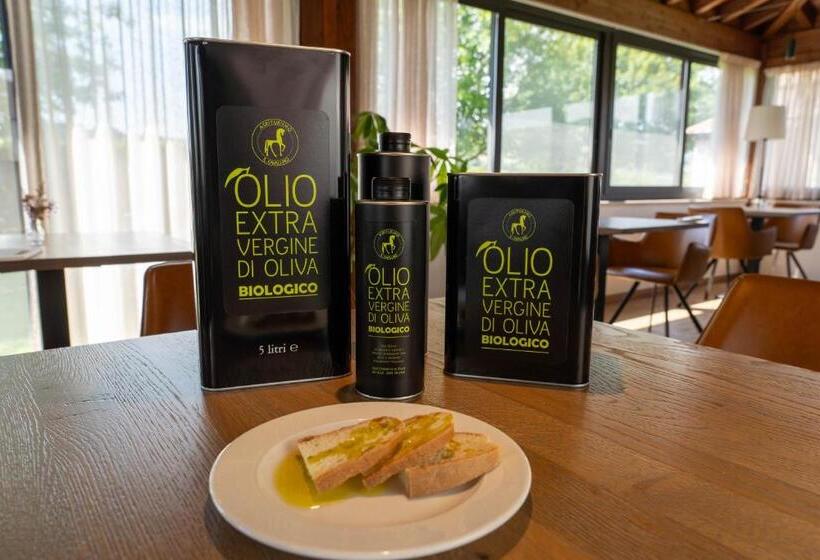 Отель Agriturismo Il Cavallino Saturnia