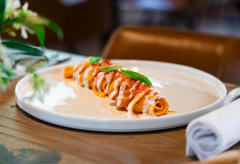 Отель Agriturismo Il Cavallino Saturnia