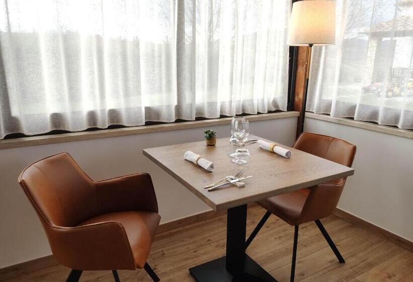 Отель Agriturismo Il Cavallino Saturnia