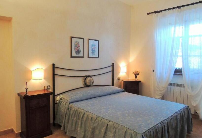 Отель Agriturismo Il Cavallino Saturnia