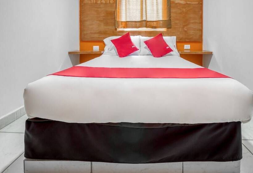 هتل Familiar Tollan