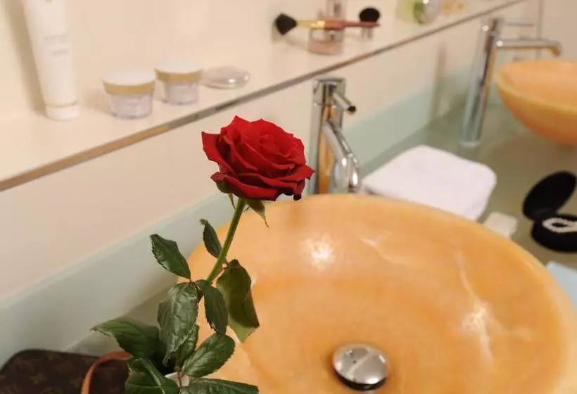 ホテル Herrschaftstaverne