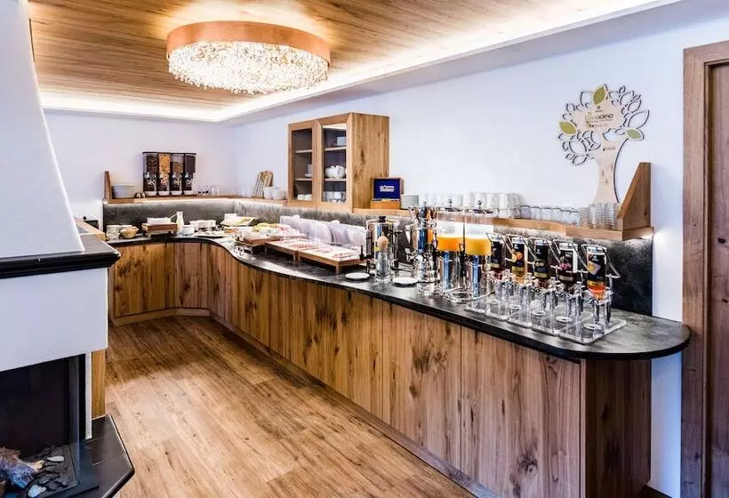 ベッドアンドブレックファースト Garni Hotel And Apartments Wildbach