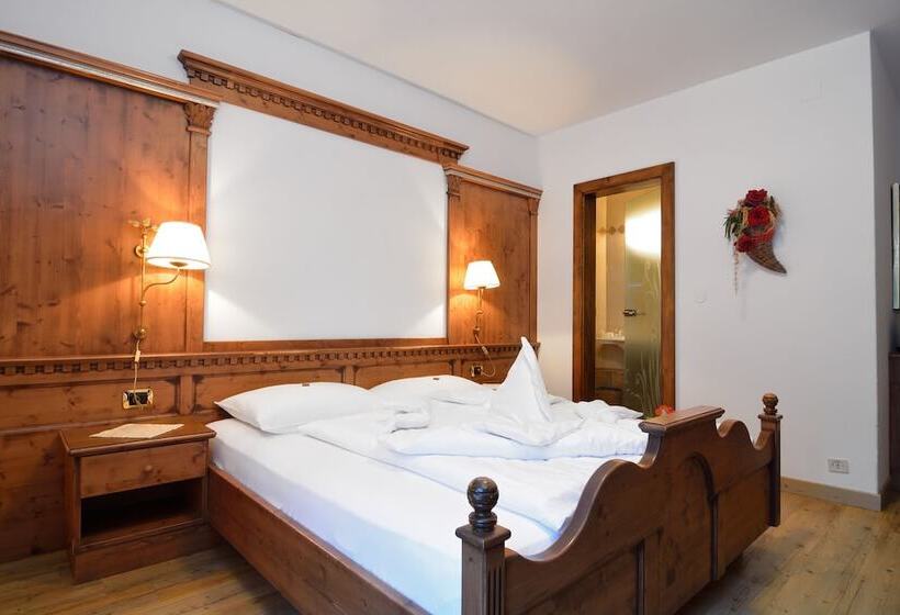 ベッドアンドブレックファースト Garni Hotel And Apartments Wildbach