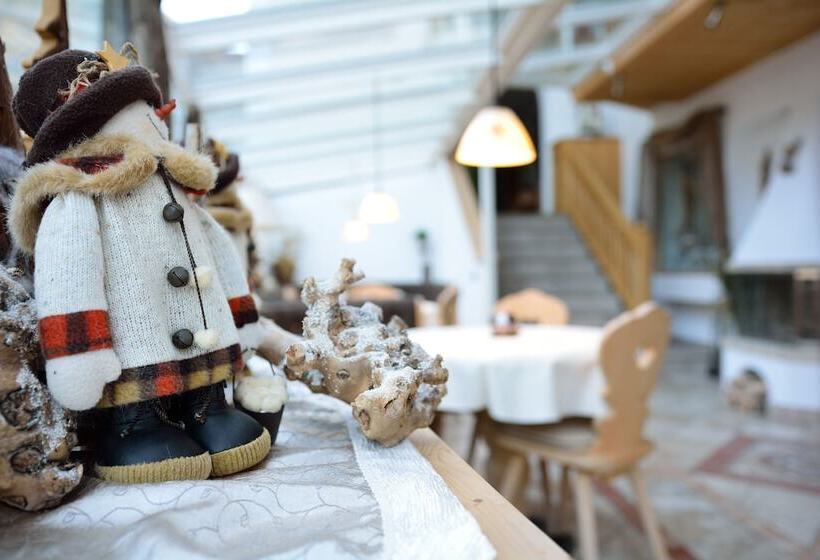 ベッドアンドブレックファースト Garni Hotel And Apartments Wildbach