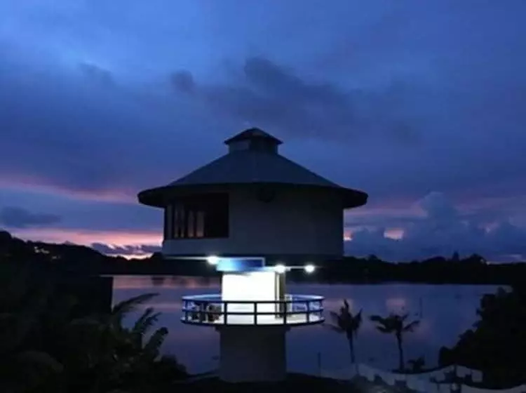 هتل Lighthouse
