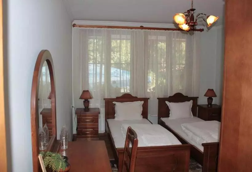 Majatalo Guest House Todorini Kashti