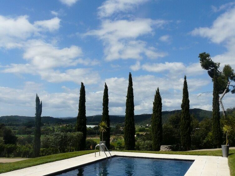 פנסיון Magnificent Villa Mas Garba