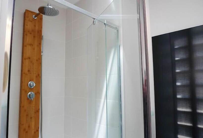 פנסיון Magnificent Villa Mas Garba