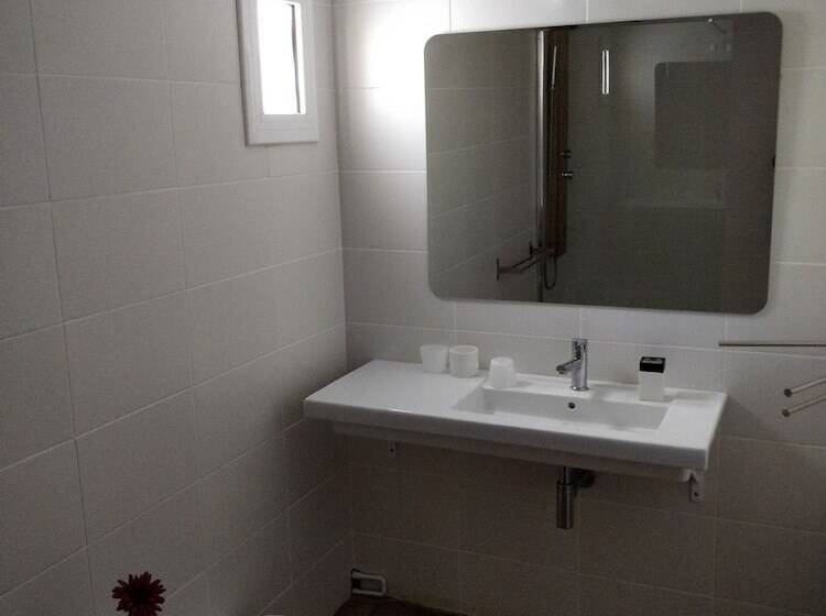 פנסיון Magnificent Villa Mas Garba