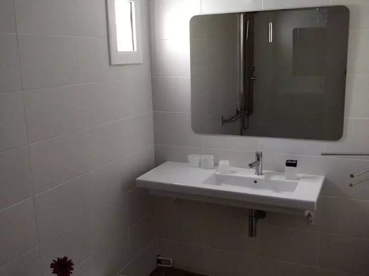 Majatalo Magnificent Villa Mas Garba