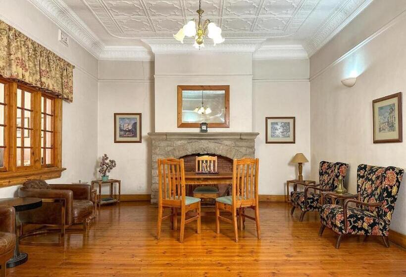 ペンション Park Gables Loftus