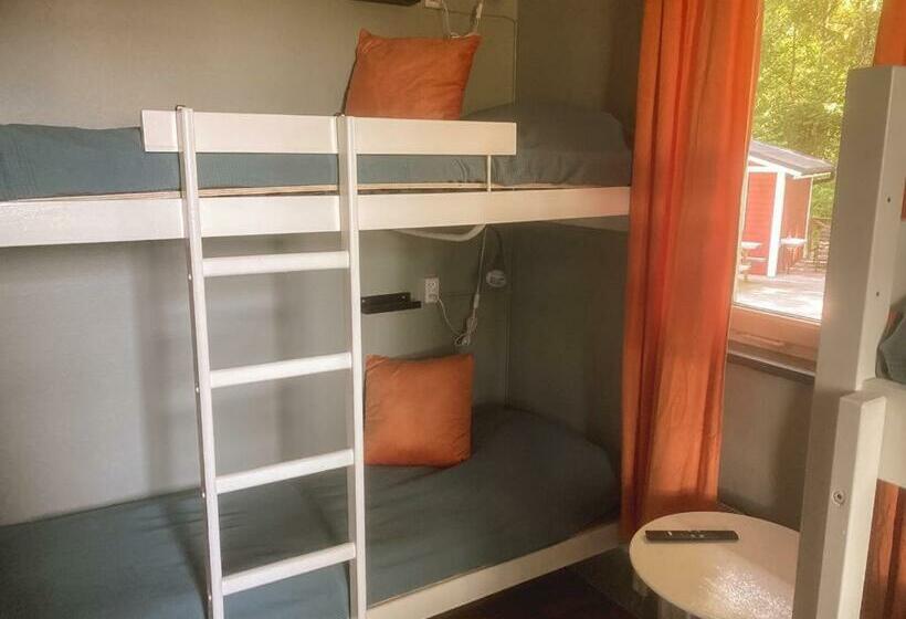 هاستل Beach House Ystad