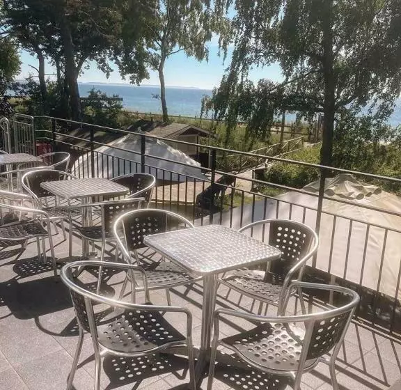 ユースホステル Beach House Ystad