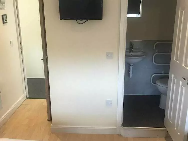 ホテル Eazzzy Rooms Corby