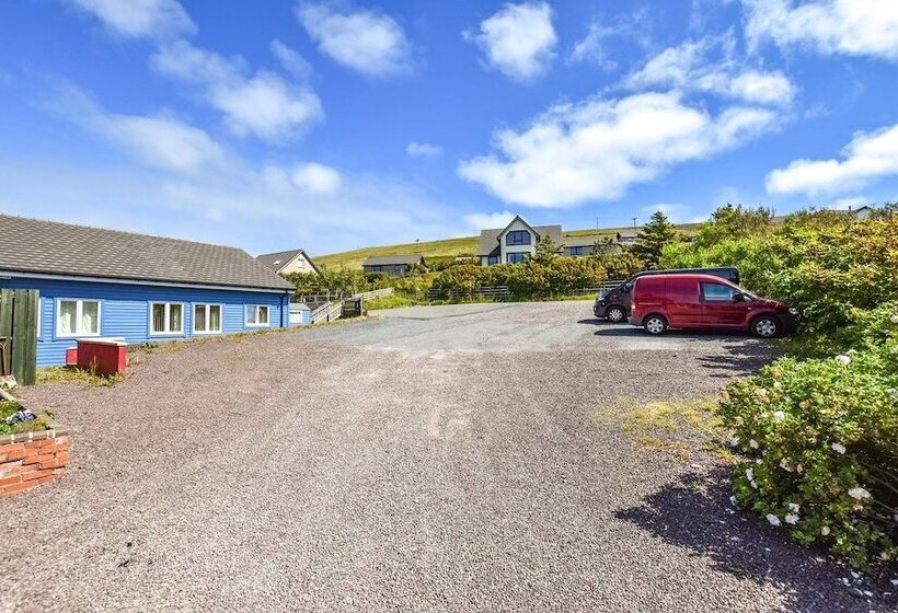 Hotel Herrislea House