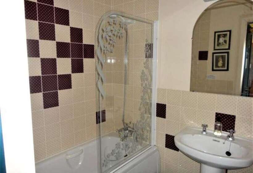 Hotel Herrislea House