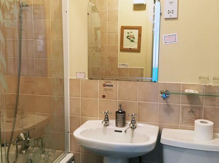 Hotel Herrislea House