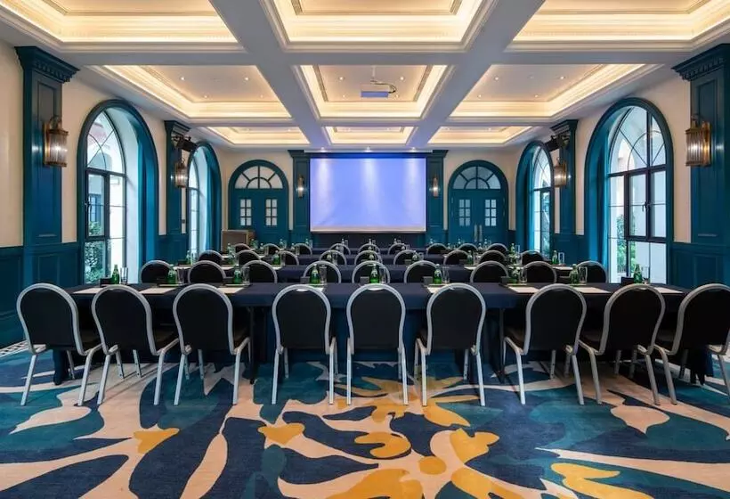 Hotelli Indigo Heilong Lake, An Ihg