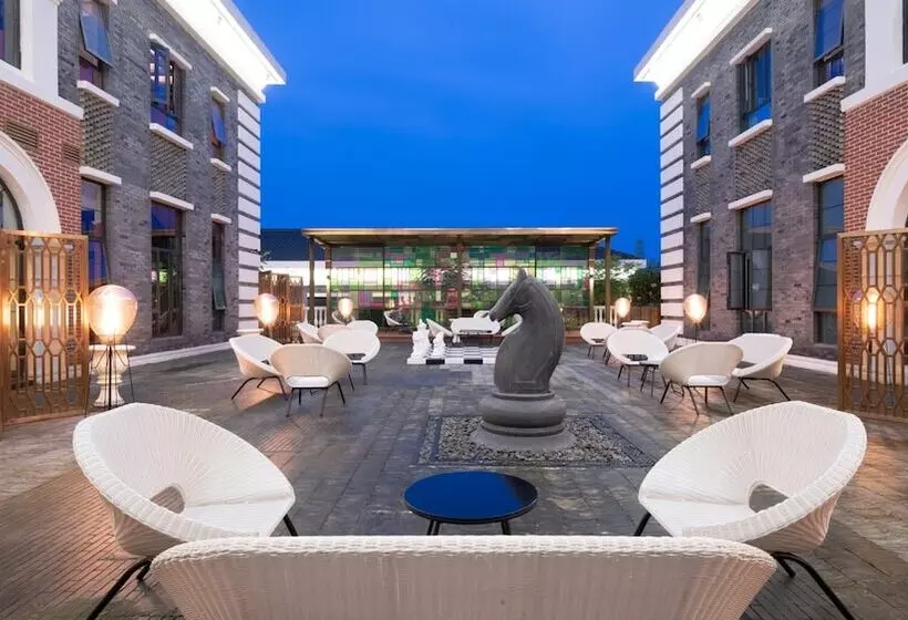 Hotelli Indigo Heilong Lake, An Ihg