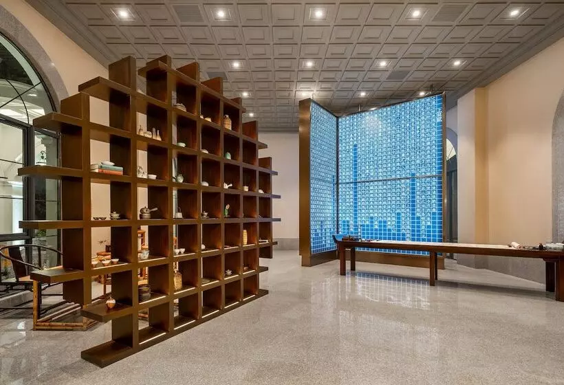 Hotelli Indigo Heilong Lake, An Ihg