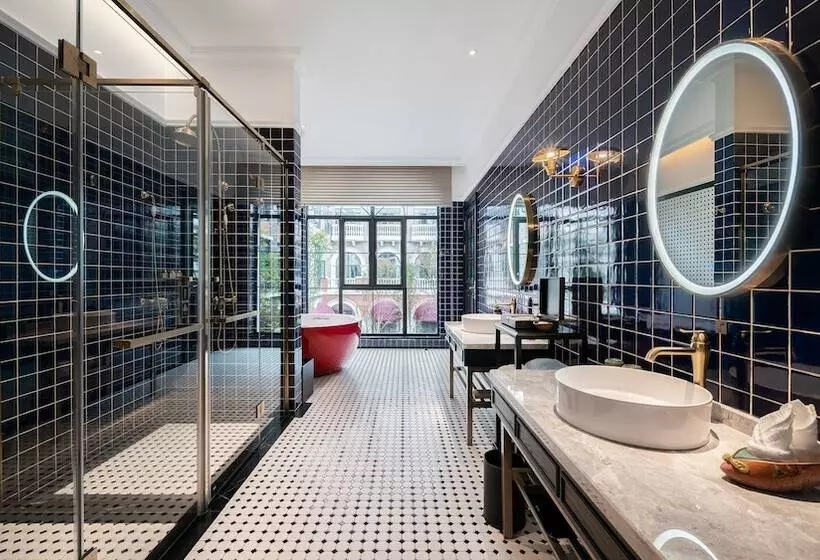 Hotelli Indigo Heilong Lake, An Ihg