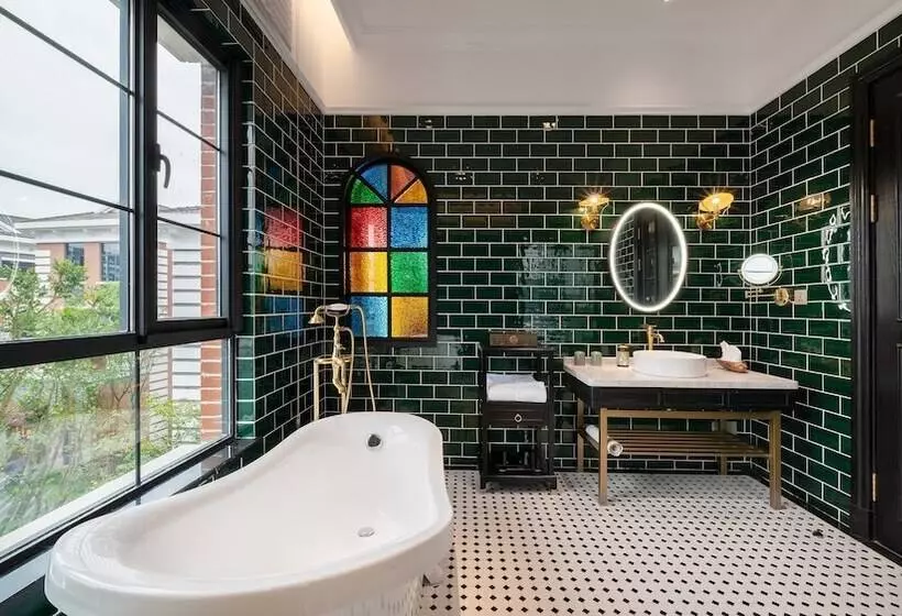 Hotelli Indigo Heilong Lake, An Ihg