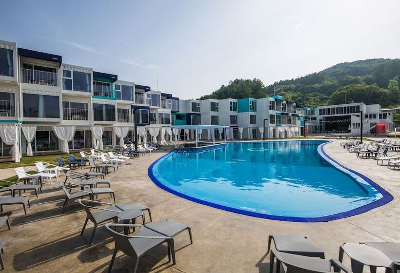 Hotel Parotia Waterhouse