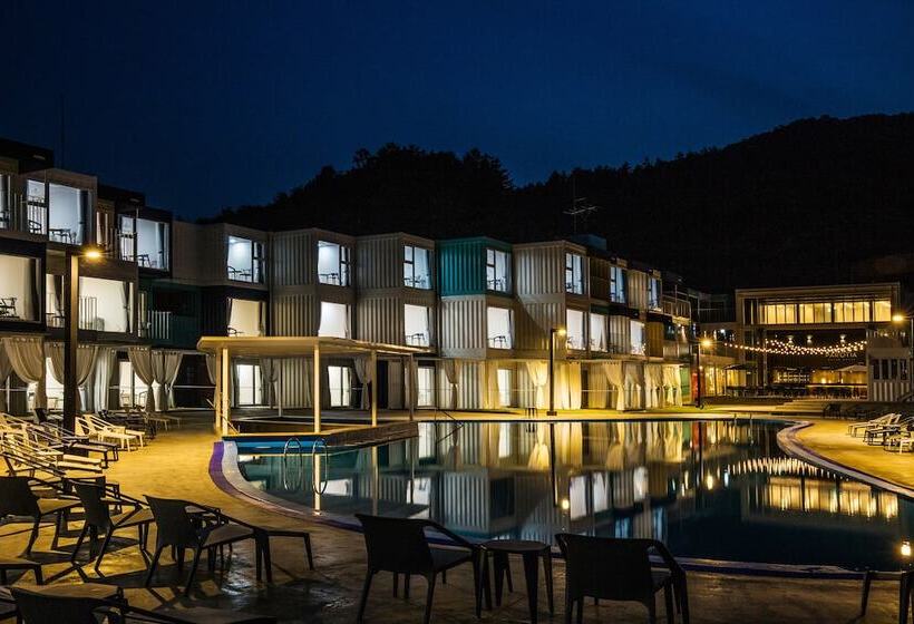 Hotel Parotia Waterhouse