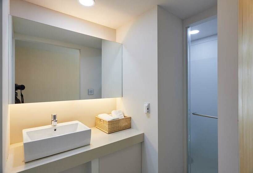 Hotel Parotia Waterhouse