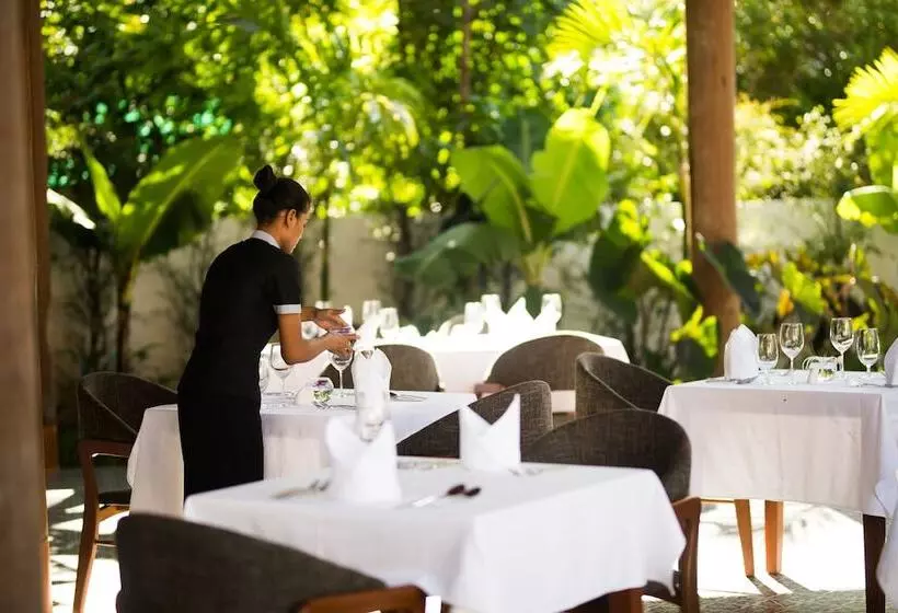 هتل Pavillon D Angkor & Spa