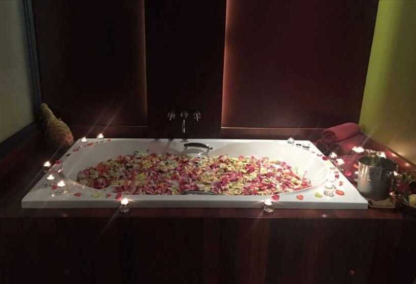 هتل Pavillon D Angkor & Spa