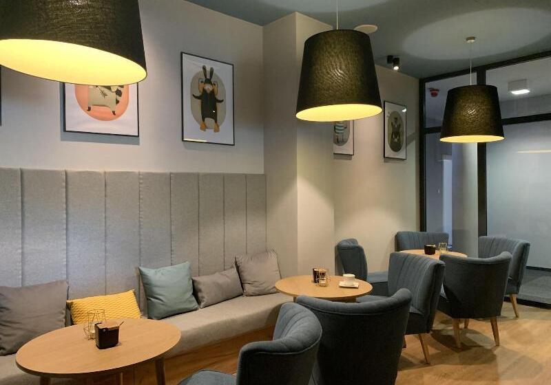 בית מלון כפרי Traffic Wrocław Stare Miasto