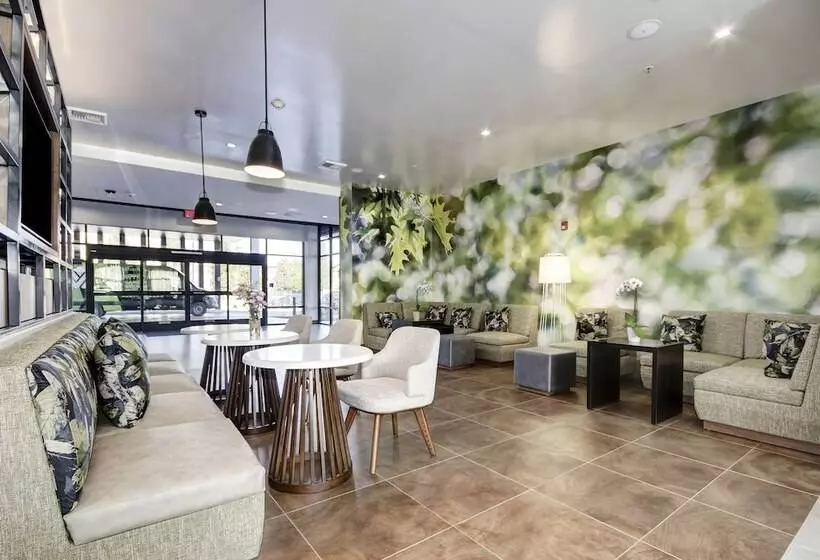 Hotelli Wyndham Garden Sacramento Airport Natomas