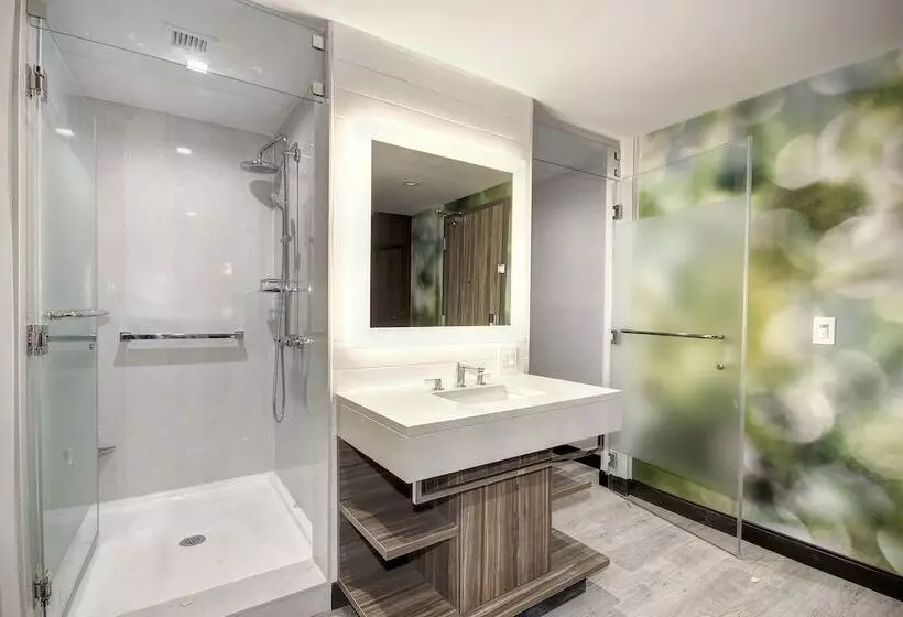 Hotelli Wyndham Garden Sacramento Airport Natomas