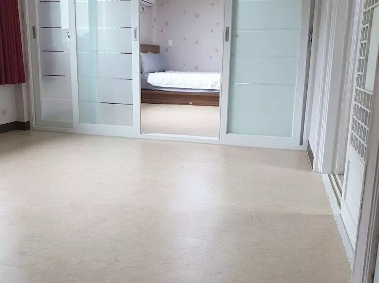 ペンション Sajo Resort Gyeongju