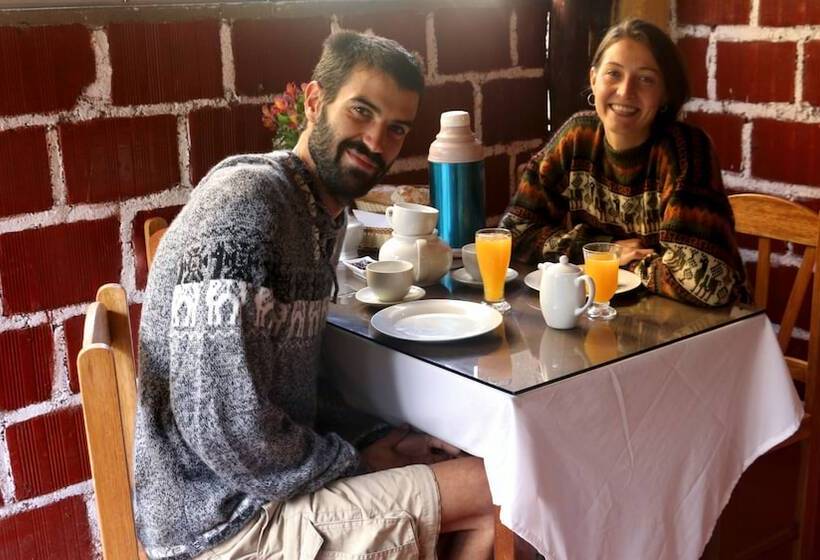 Pension Inka Khawarina Tambo Lodge