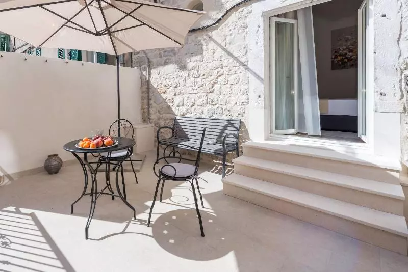 Pensió Princ Heritage Rooms