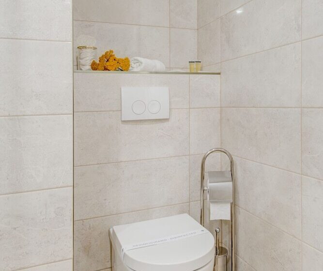 פנסיון Princ Heritage Rooms