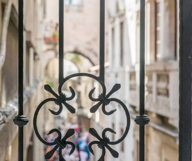 Pensió Princ Heritage Rooms