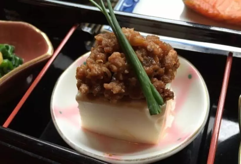 旅館 Nanaougi