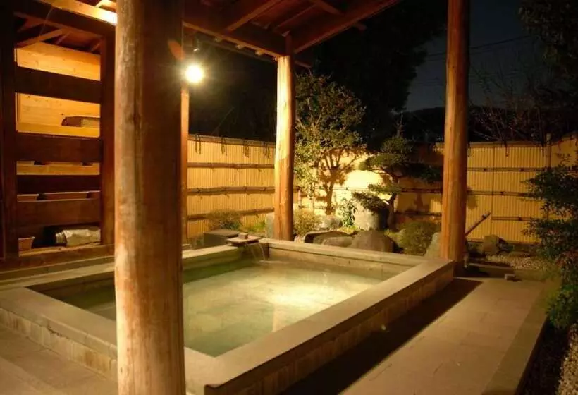 旅館 Nanaougi