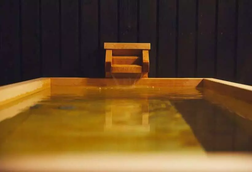 旅館 Nanaougi
