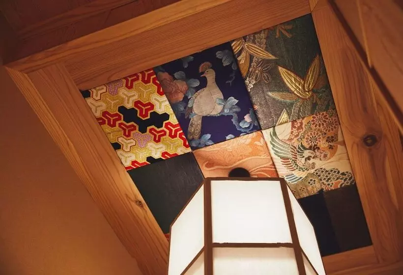 旅館 Nanaougi