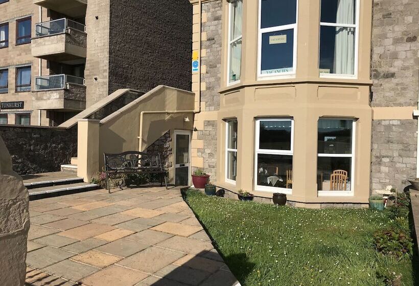 The Beaches Family B&b