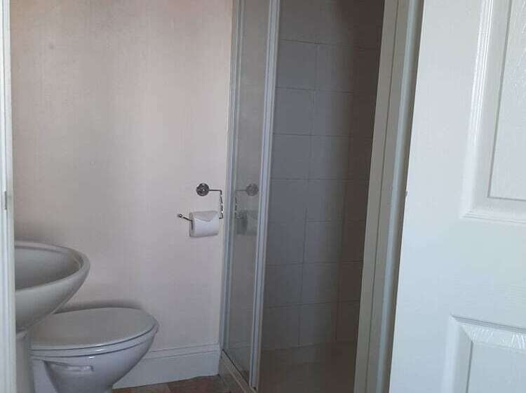 The Beaches Family B&b